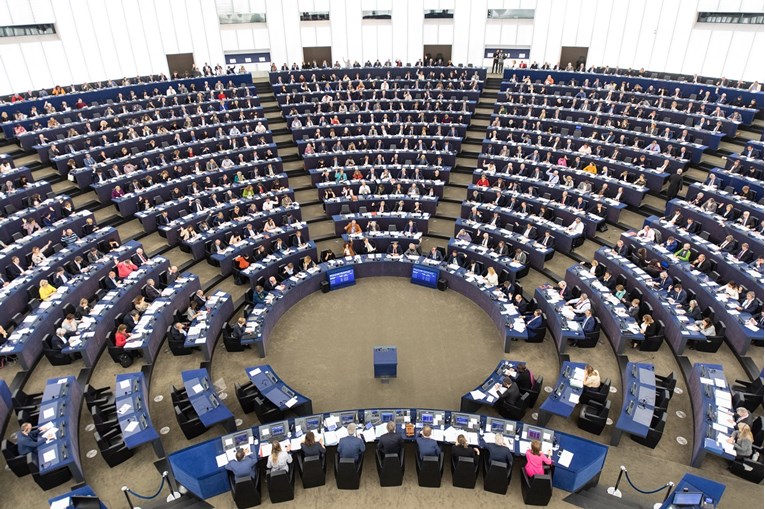 Europarlamentarci pozvali države članice da uplaćuju više novca u proračun Unije